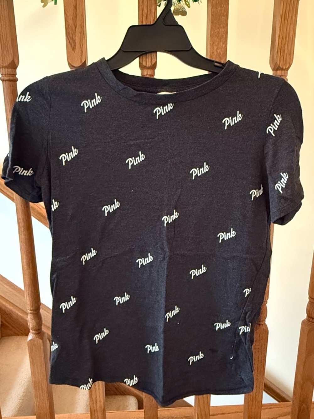 PINK Victoria’s Secret Black Logo Print Tee Short Sleeve Shirt Size [M]